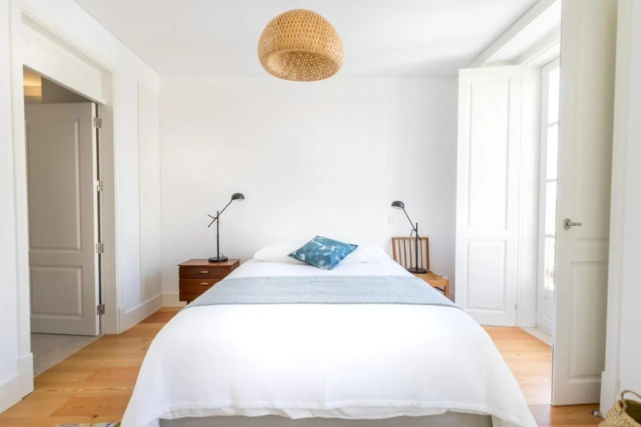 Prime Lisbon - Mouraria Apartment 0*,