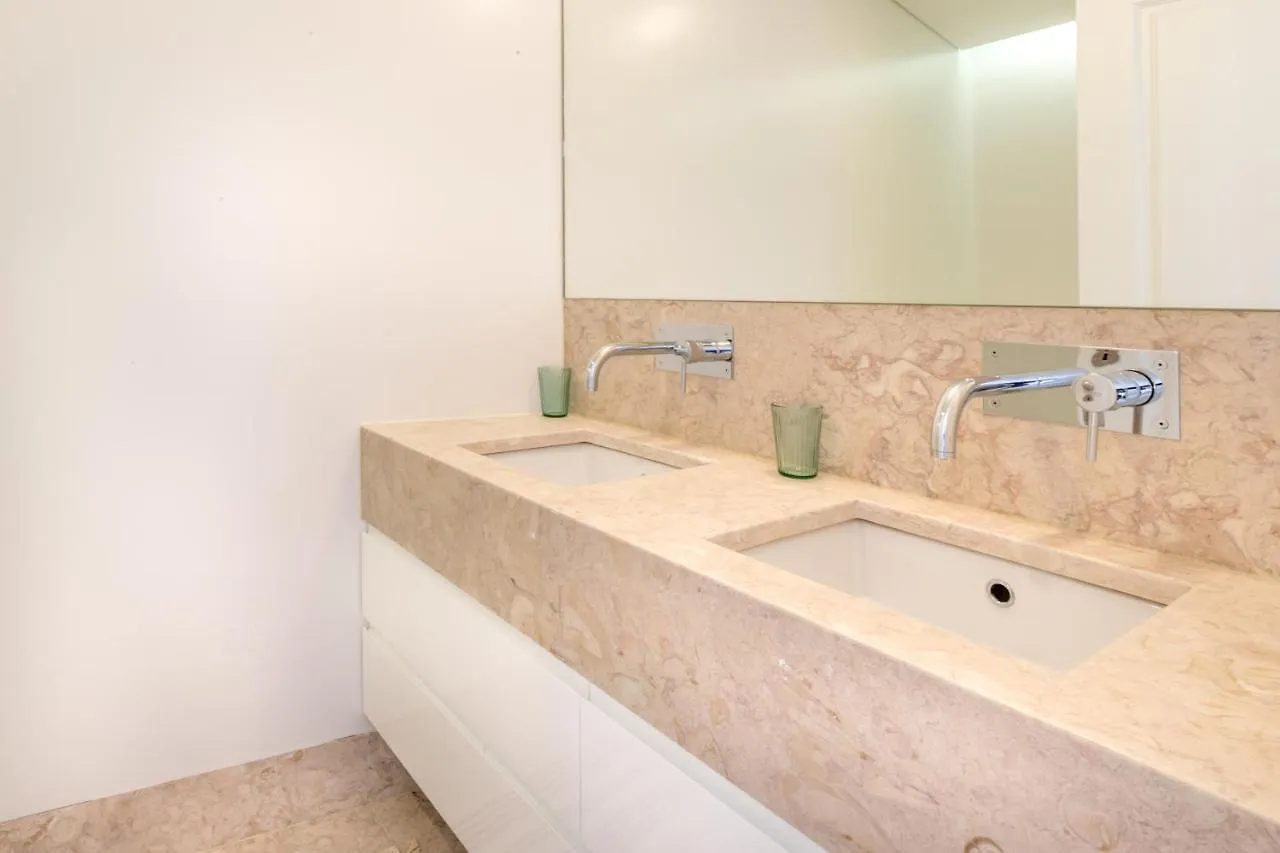 Prime Lisbon - Mouraria Apartment 0*,